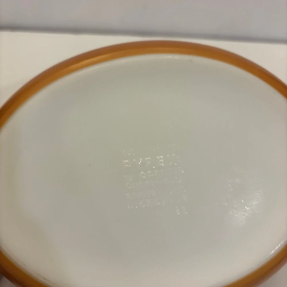 Vintage 1970's Pyrex 043 Old Orchard 1.5 Liter Oval Casserole Dish w Brown Lid